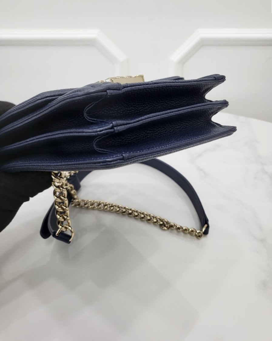 [미다스] 샤넬 보이 플랩 캐비어 사첼백 네이비 29번대 AS0130