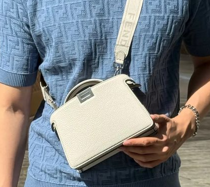 [미다스] 펜디 피카부 아이씨유 엑스 크로스백 그레이 7VA582