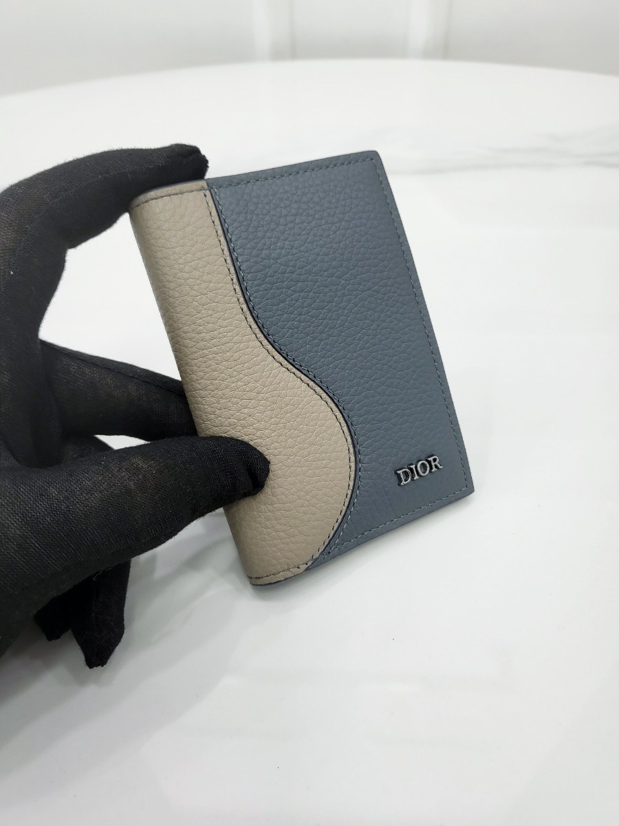 [미다스] 디올 새들 2단 카드홀더 브라운 딥 그레이 카프스킨 2ADCH169YKE