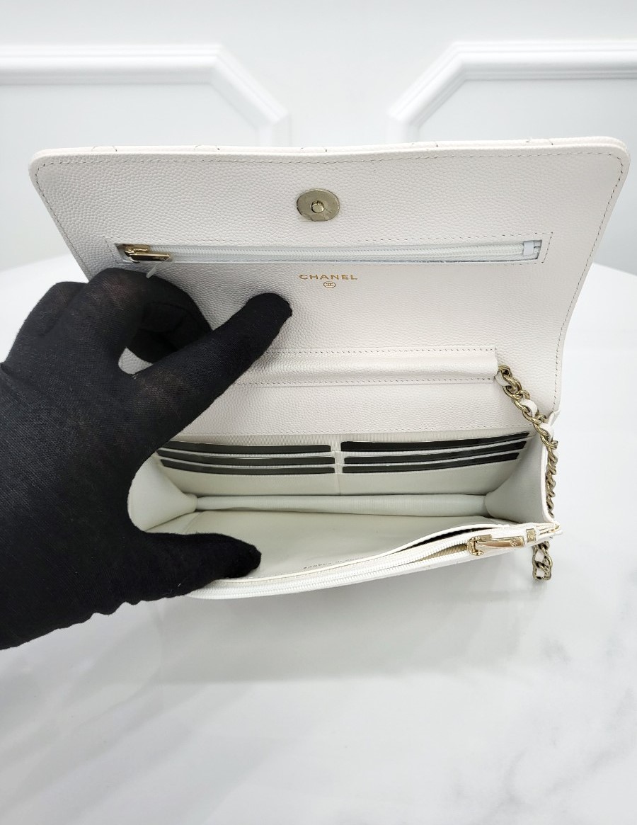 [미다스] 샤넬 클래식 WOC 캐비어 화이트 샴페인골드 내장칩 AP0250
